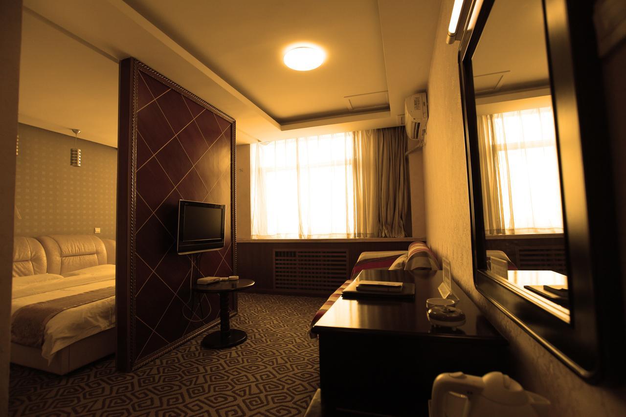 Huashan Jinsui Hotel Huayin מראה חיצוני תמונה