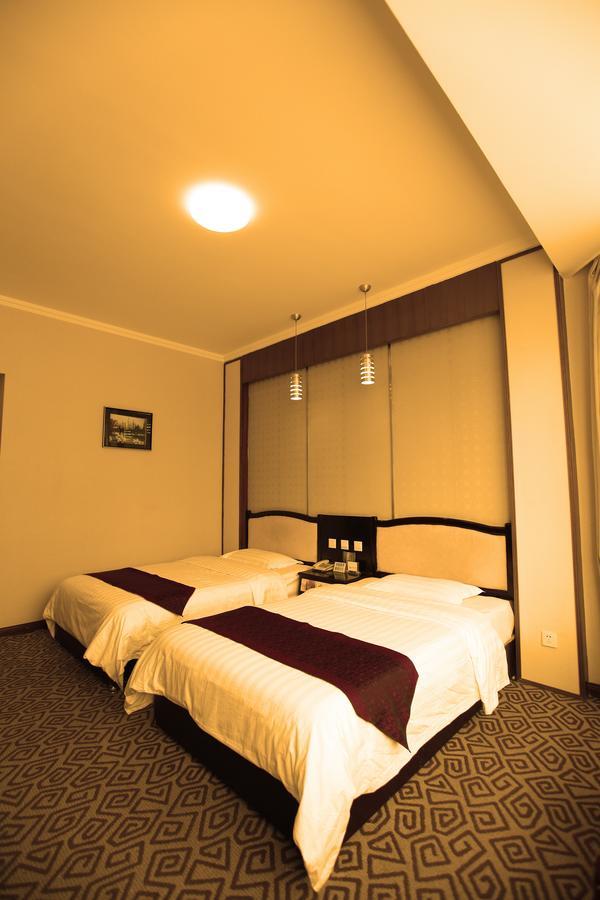 Huashan Jinsui Hotel Huayin מראה חיצוני תמונה